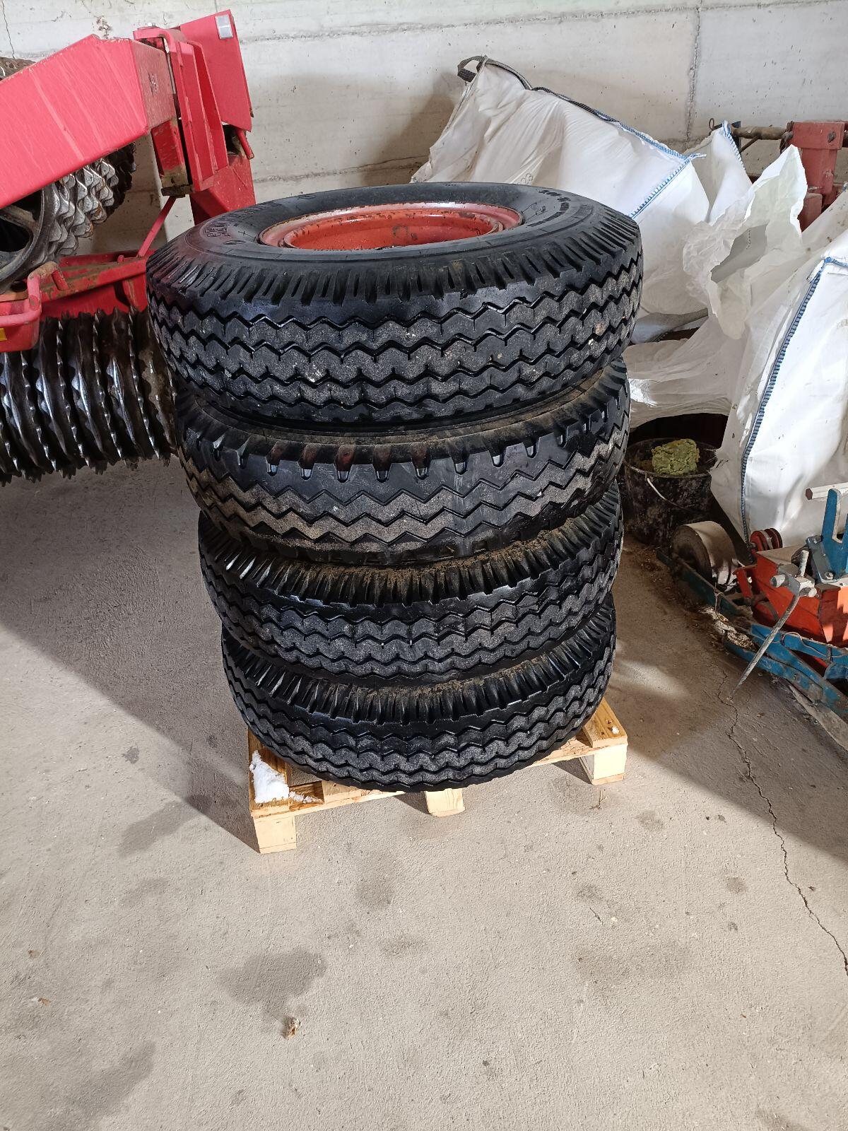 Anhängerreifen, Räder, Komplettrad, Kipperreifen 2