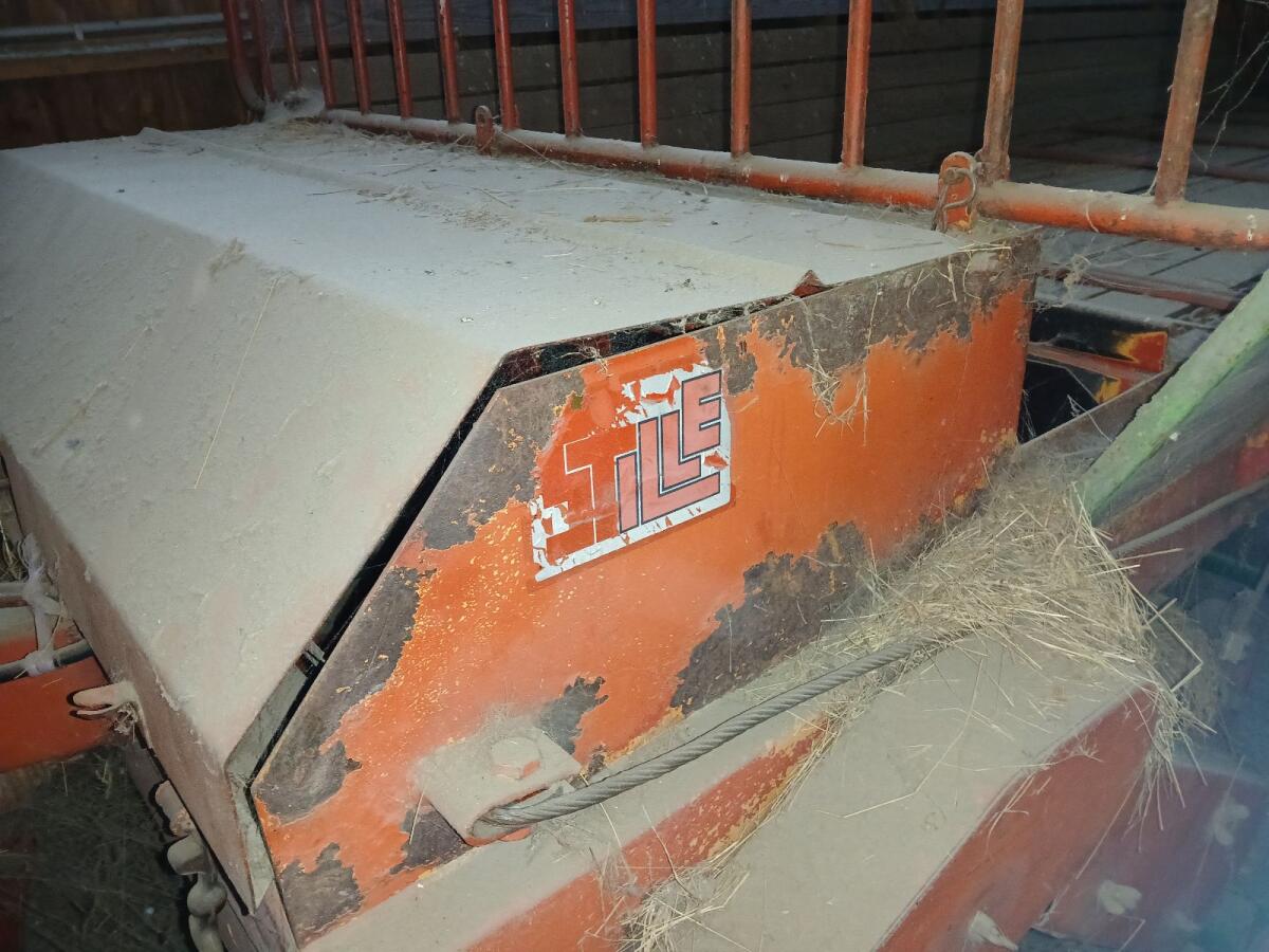 Verkaufe gut erhaltenen Ladewagen voll funktionsfähig 3