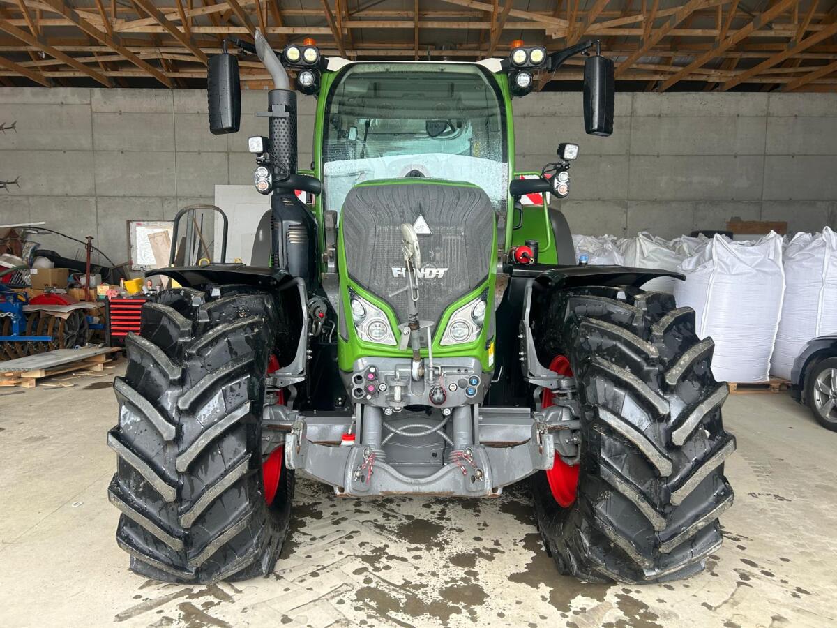 Fendt 724 Profiplus S2 3