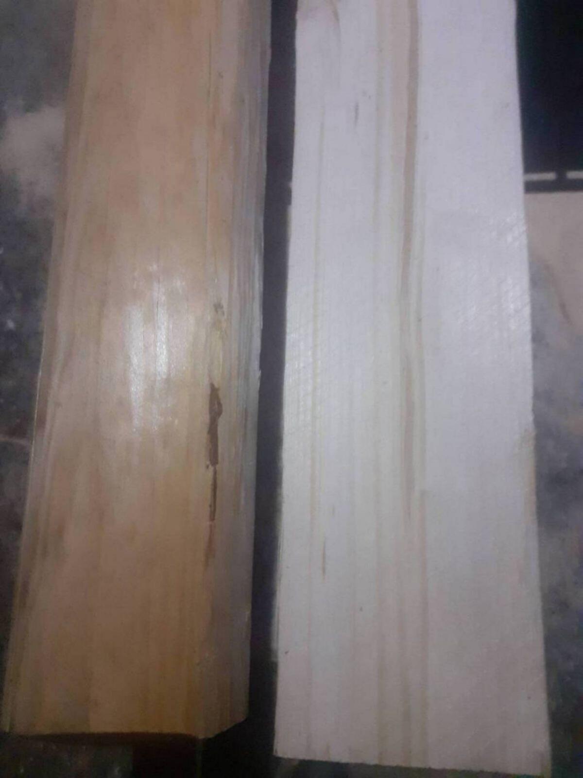 Holzpflöcke halbiert 2