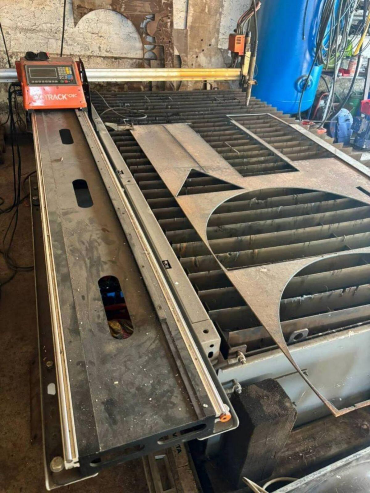 CNC Plasmaschneidtisch 2