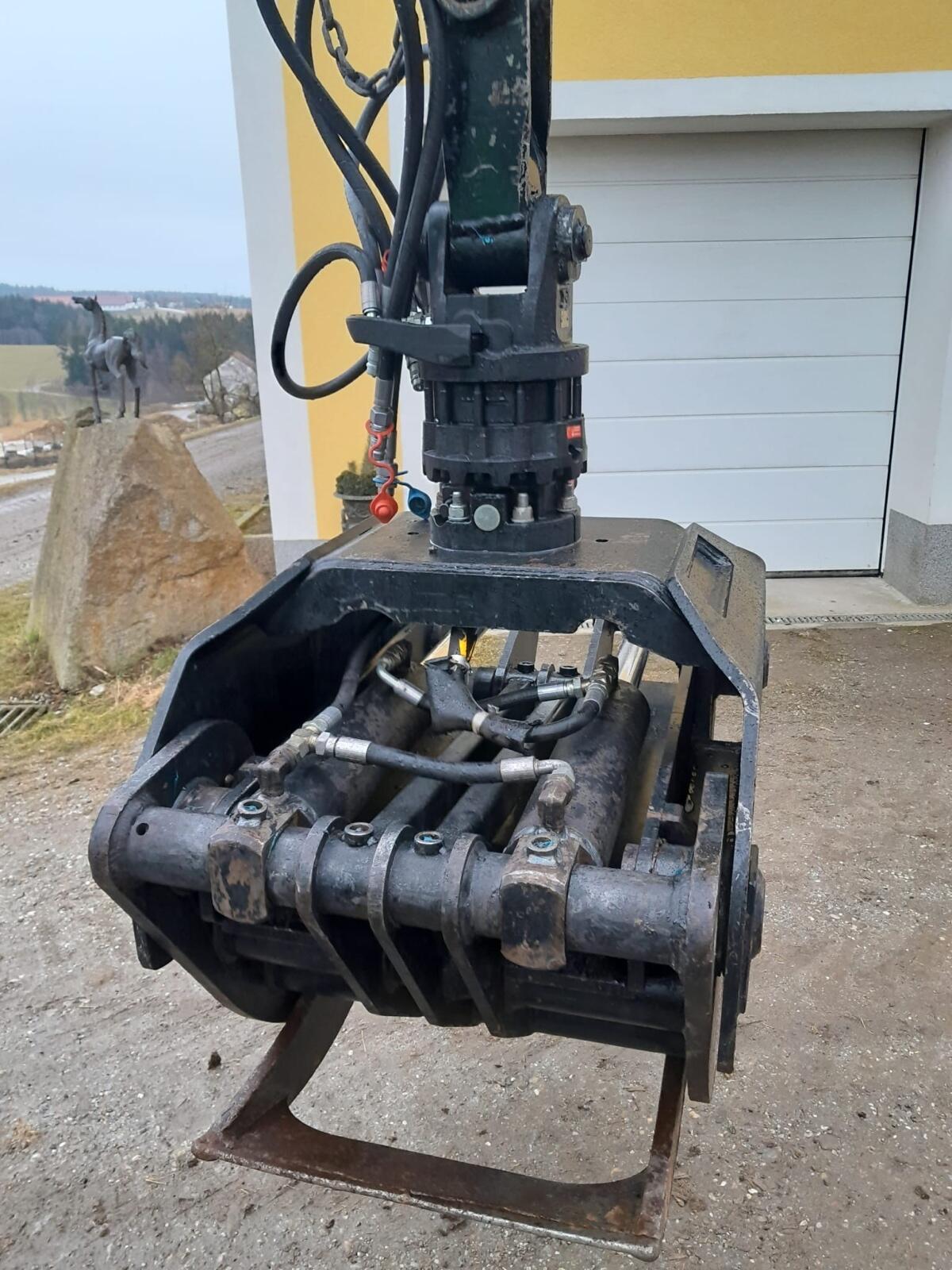 Holzgreifer für Bagger 2