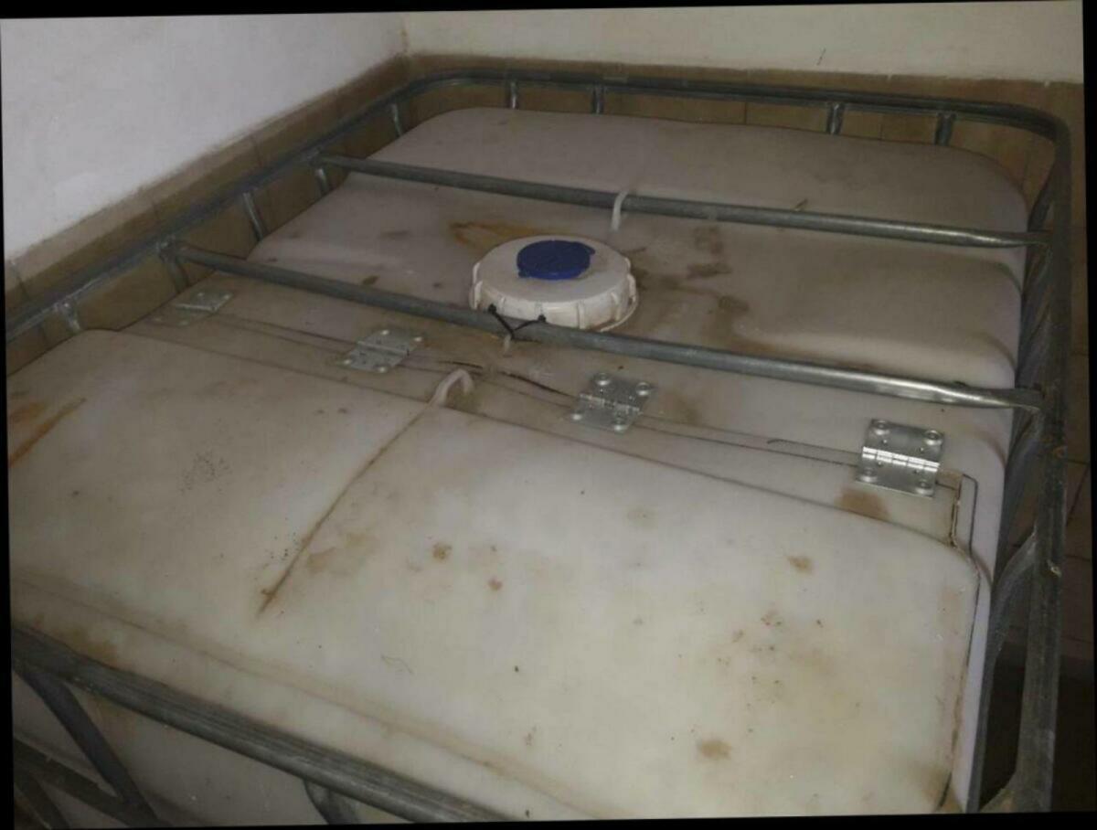 Kraftfuttercontainer mit Deckel 2