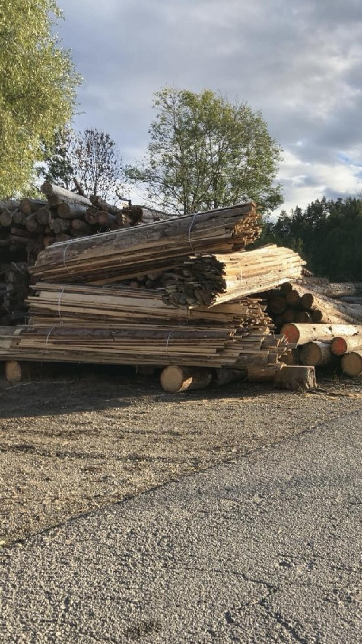 Hackschnitzel zum Hacken aus Schwarten und Spreißel 2