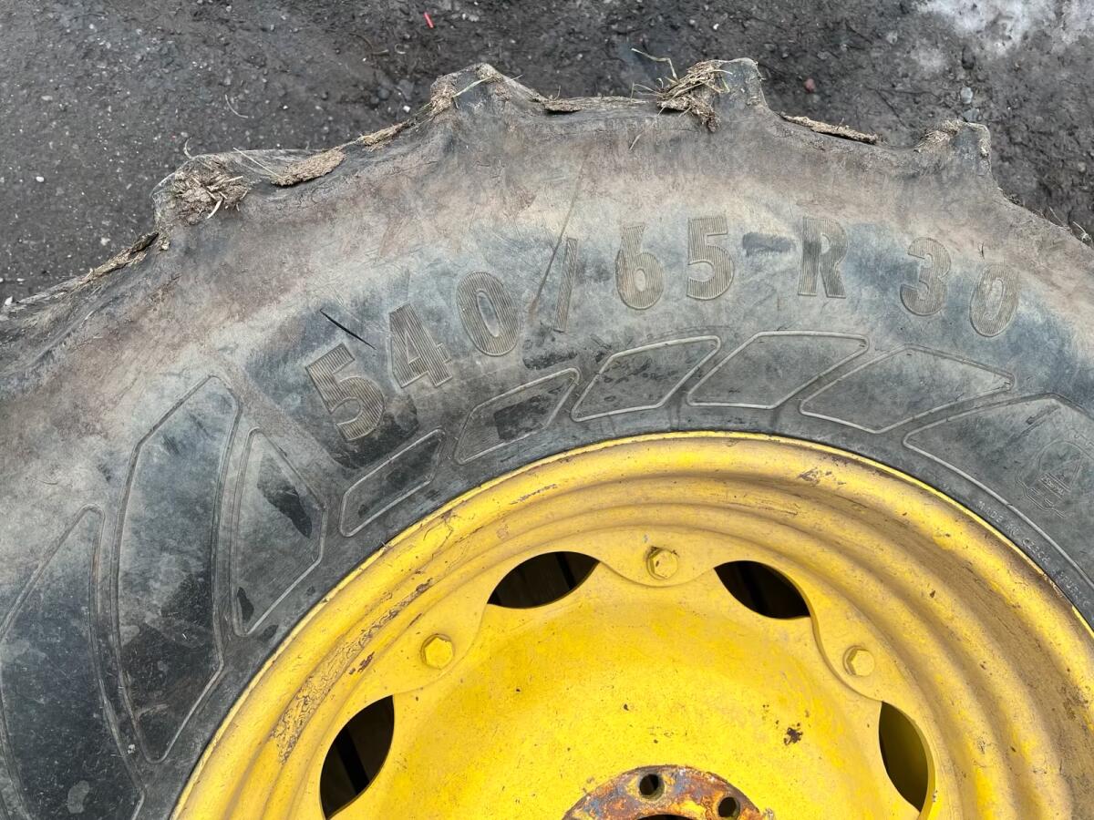 John Deere 6320 Radsatz 2