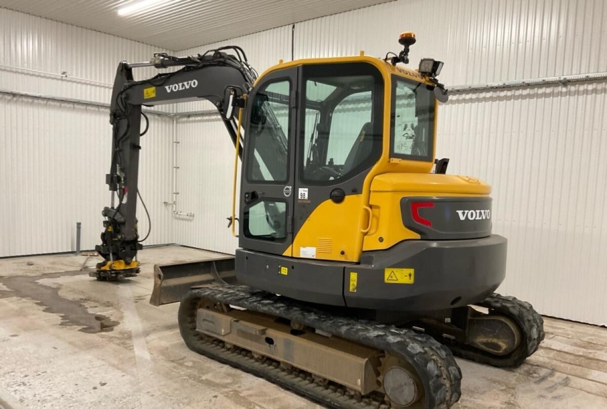 Volvo ECR88D mit Tiltrotator 3