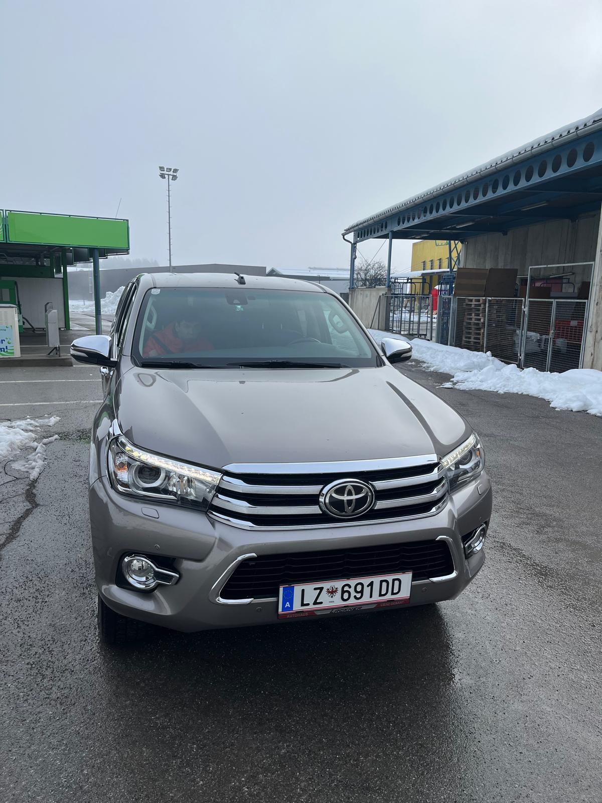 Verkaufe Toyota Hilux 2,4 D-4D Doppelkabine 3