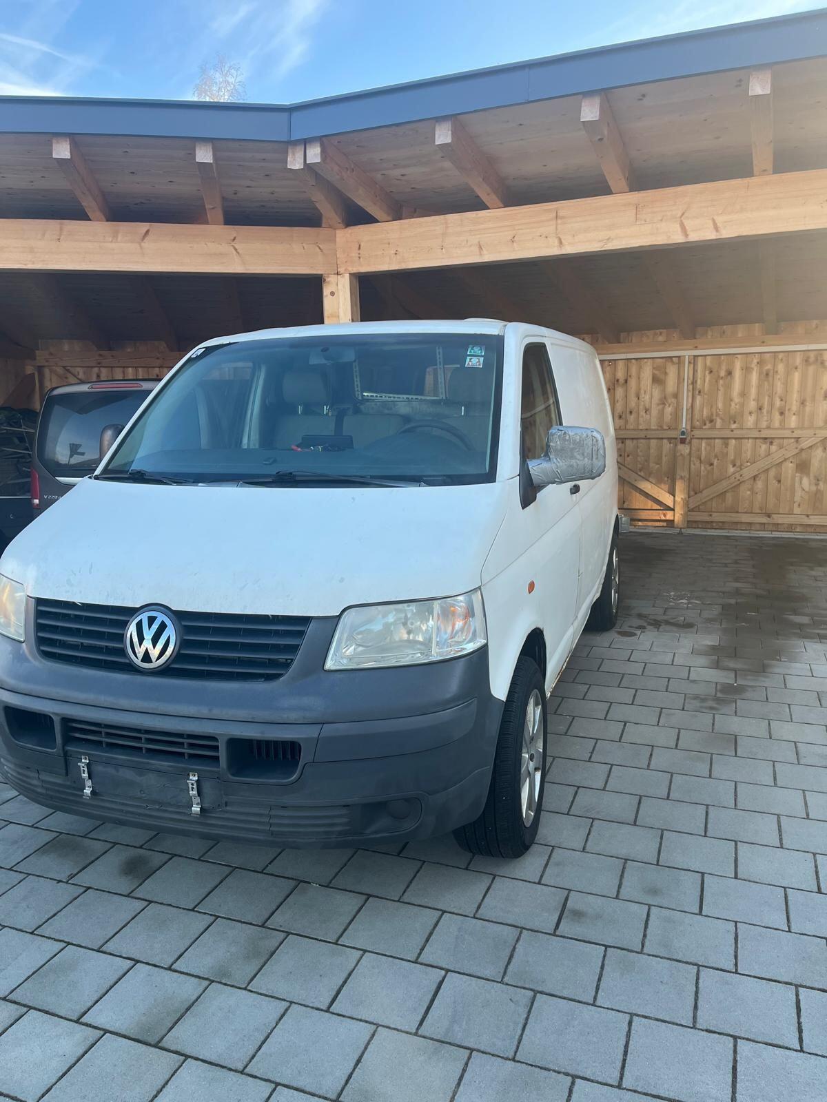 VW T5 Transporter 3
