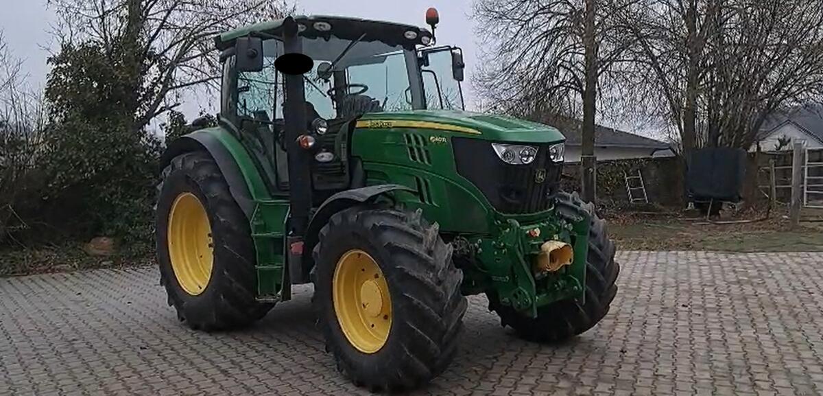 John Deere 6140R 2