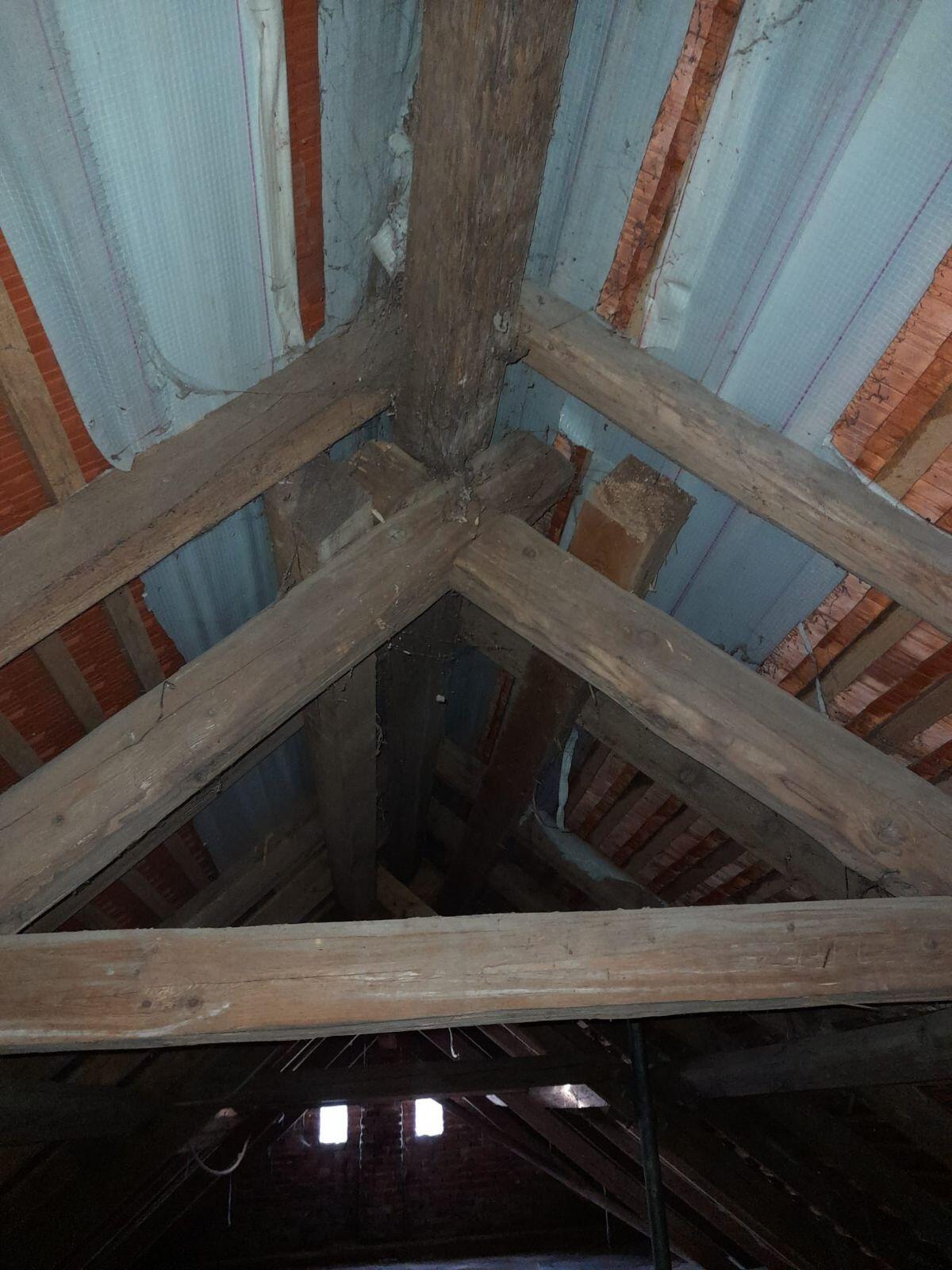 Gehackter Dachstuhl 2