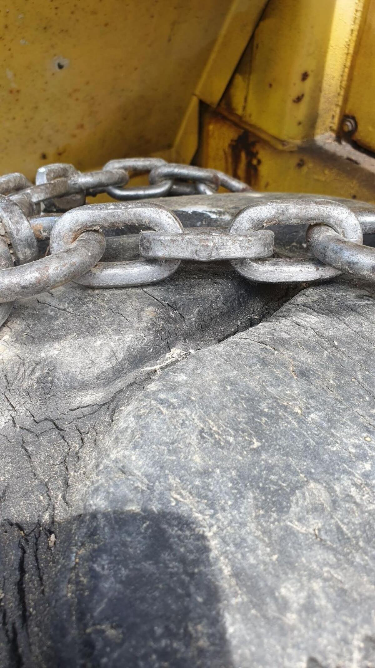 Schneeketten Pewag U3632 für Radlader 2