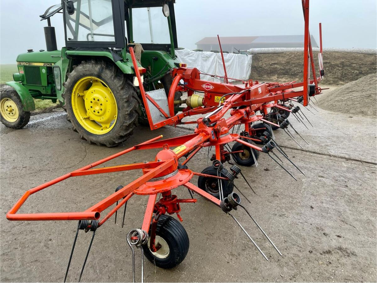 Verkaufe Kuhn GF 6301 MH, Kreiselheuer, Kreiseler 2