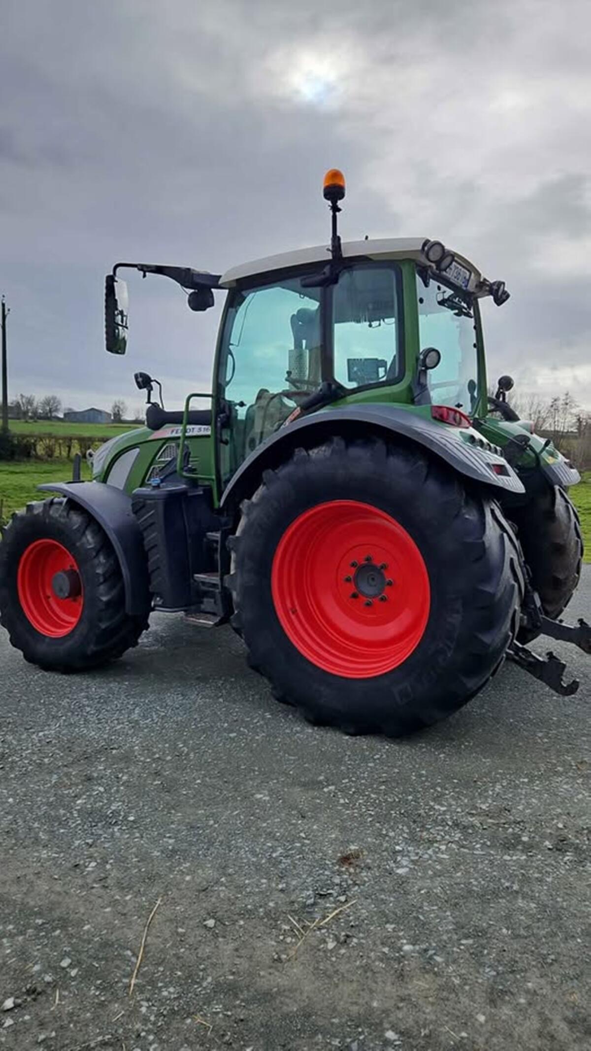 Fendt 516 Vario PROFI PLUS SCR 3