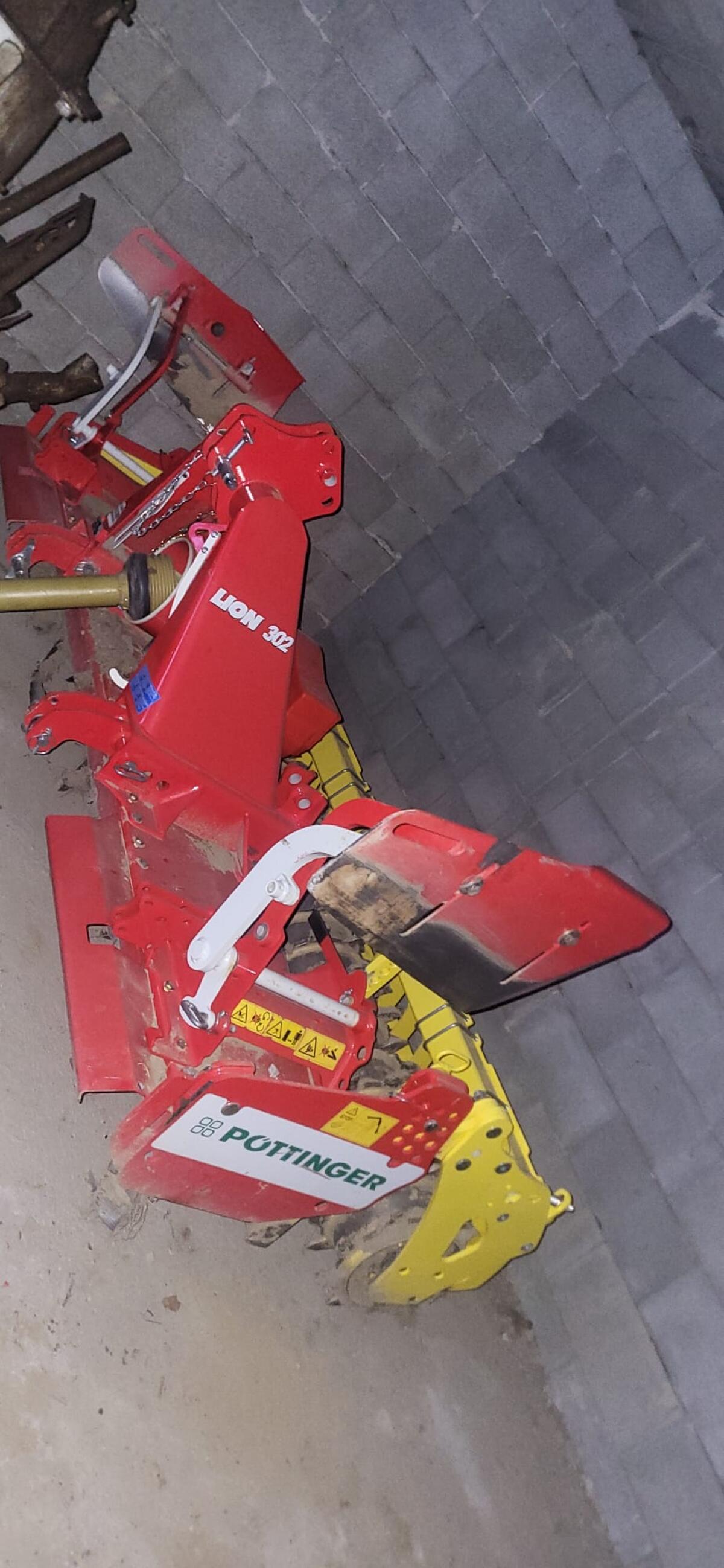 Pöttinger Lion 302 Kreiselegge 2