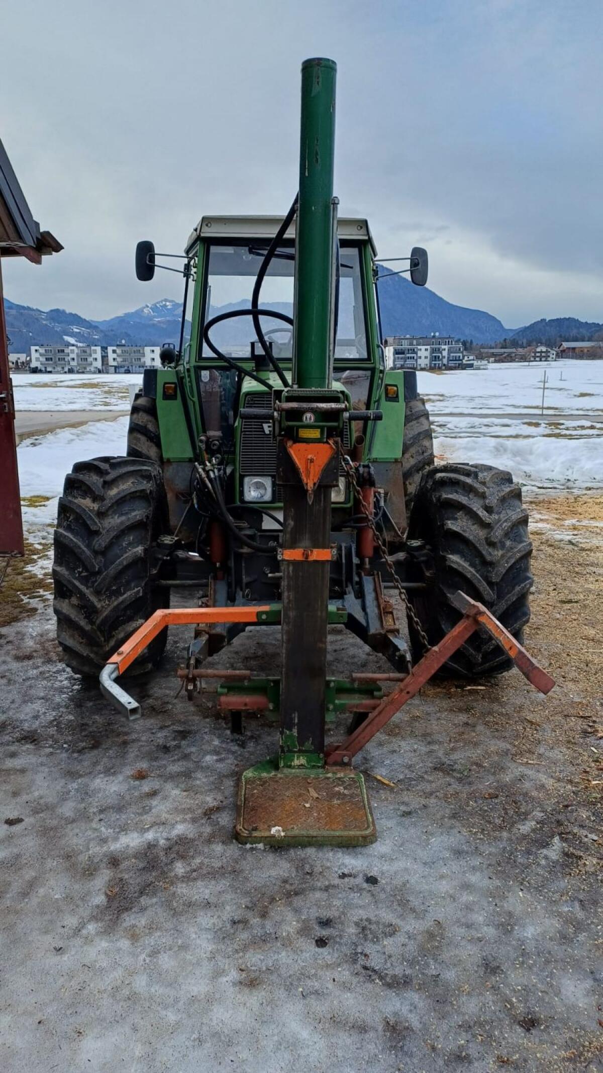 Posch Holzspalter für Meterholz 2