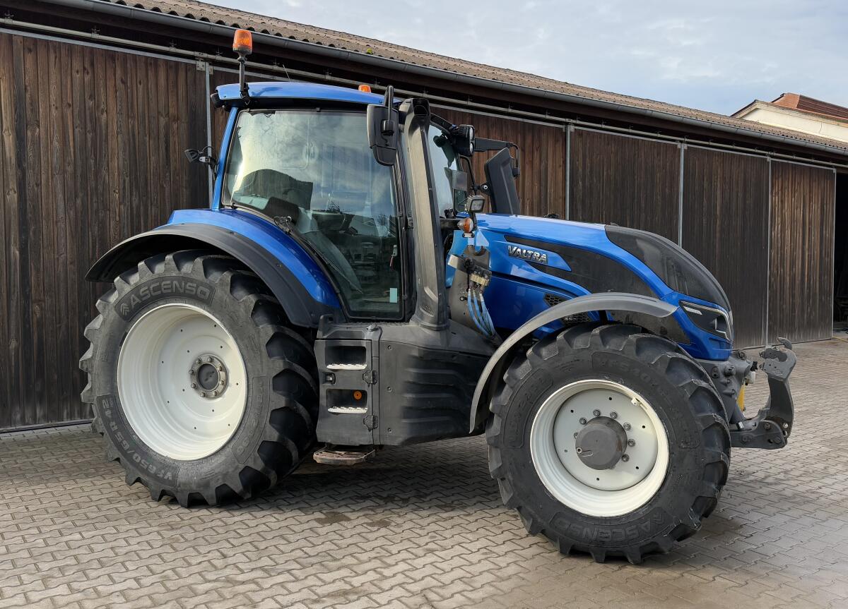 Valtra T174e Versu 2