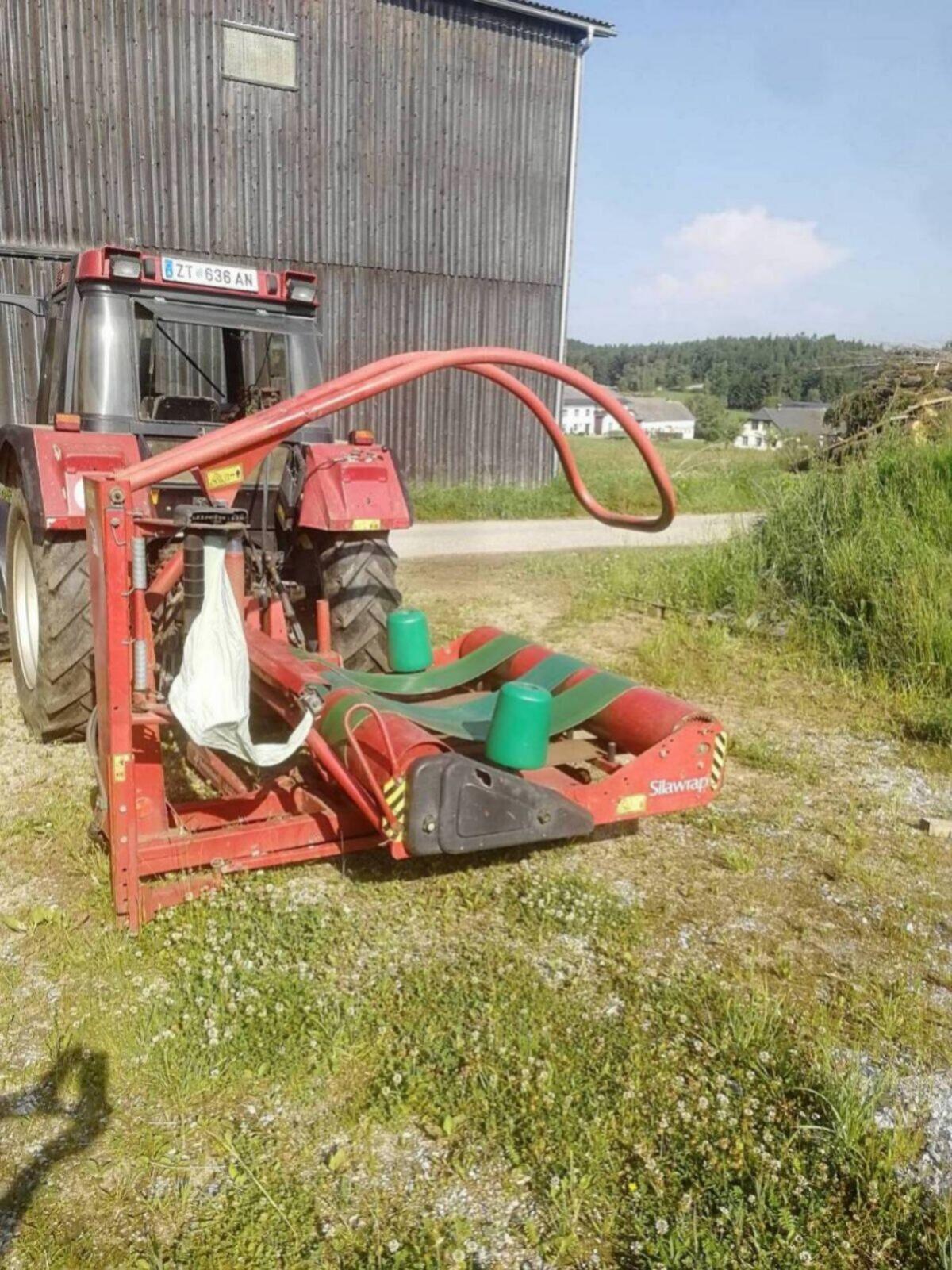 Wickelmaschine, Rundballenwickler Kverneland UN 7581 3