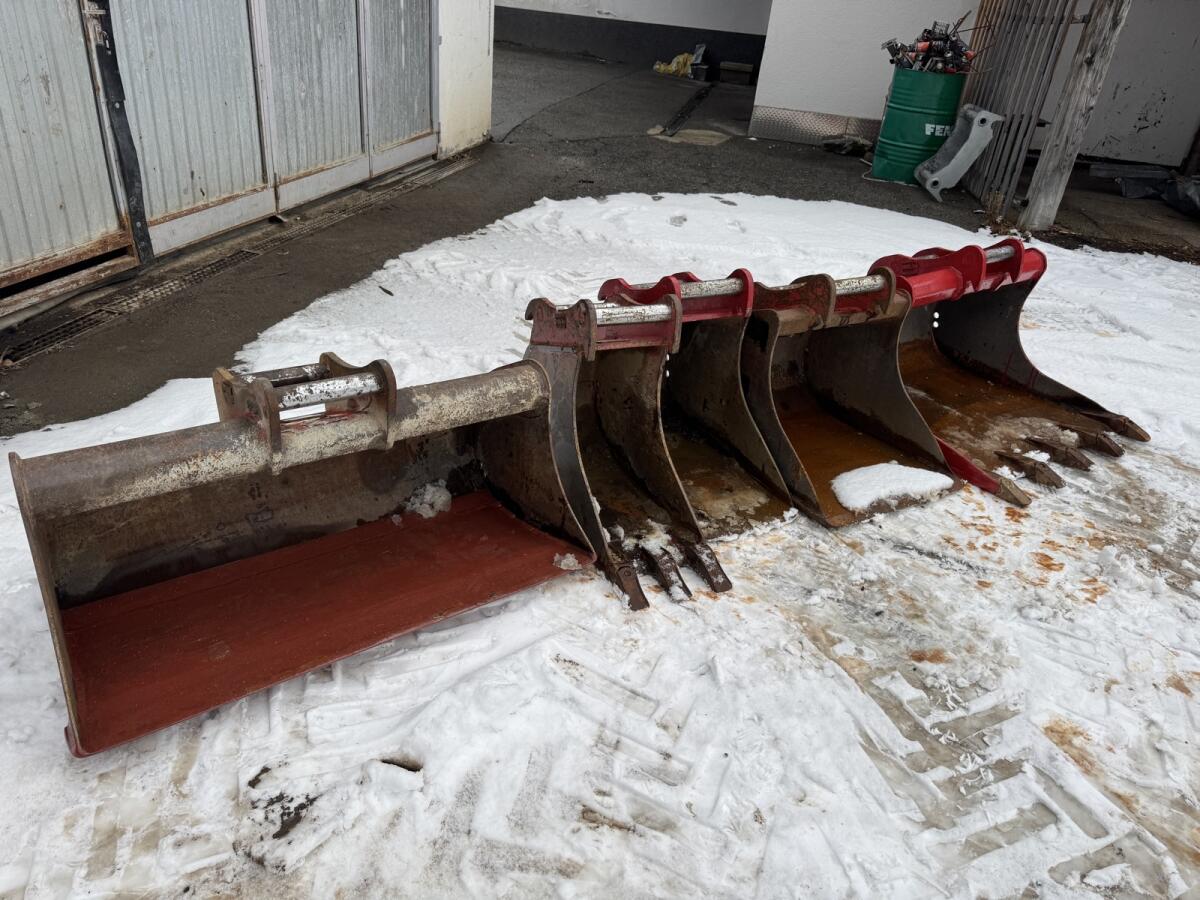 Löffelpaket für 5t Bagger 2