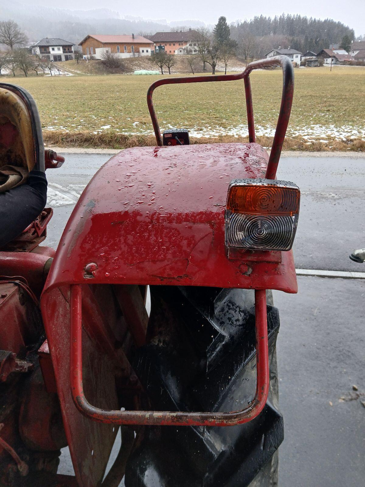 McCormick B275 Traktor 3