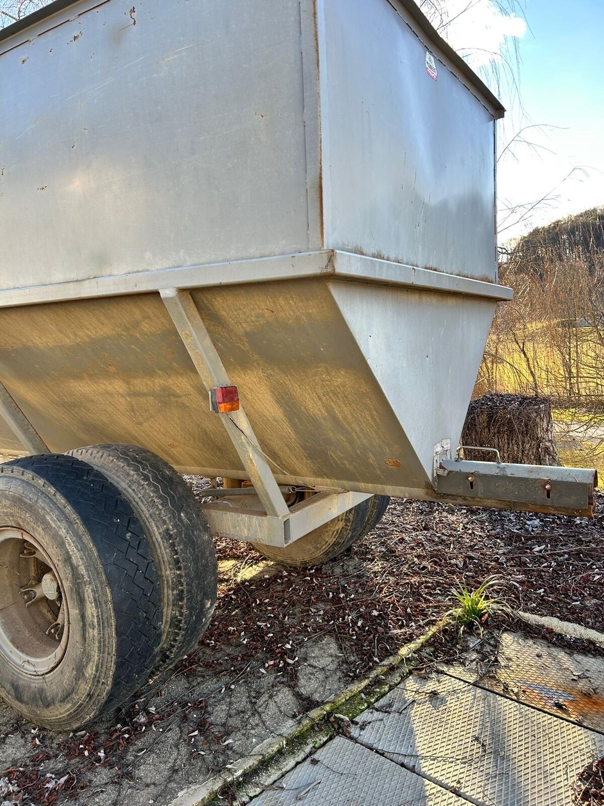 Container für Mais- und Getreidetransport 3