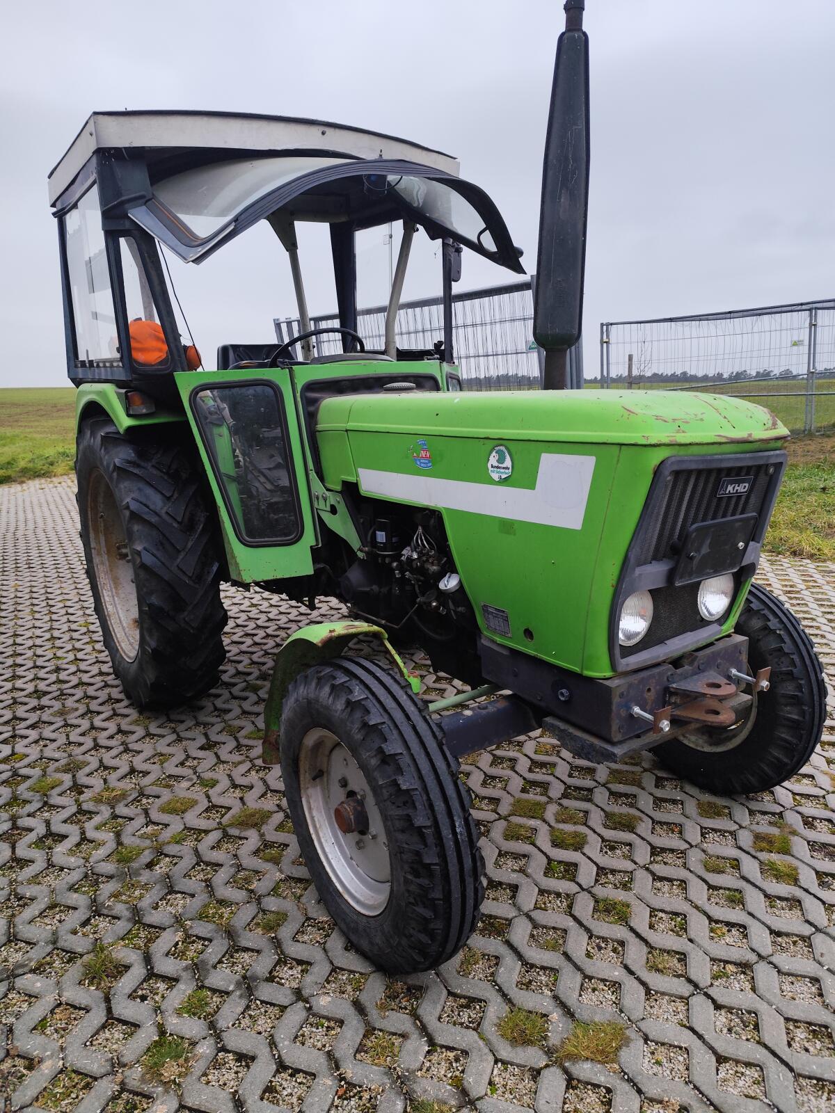 Deutz D 4007 Traktor 2