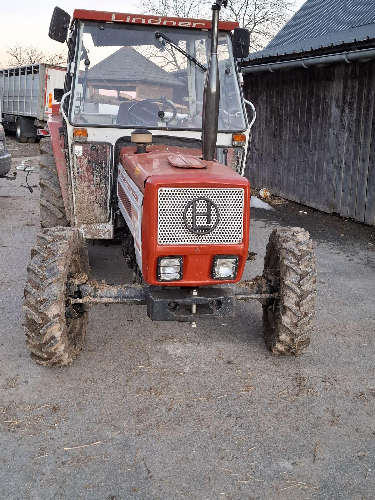 Traktor Lindner 1500 3