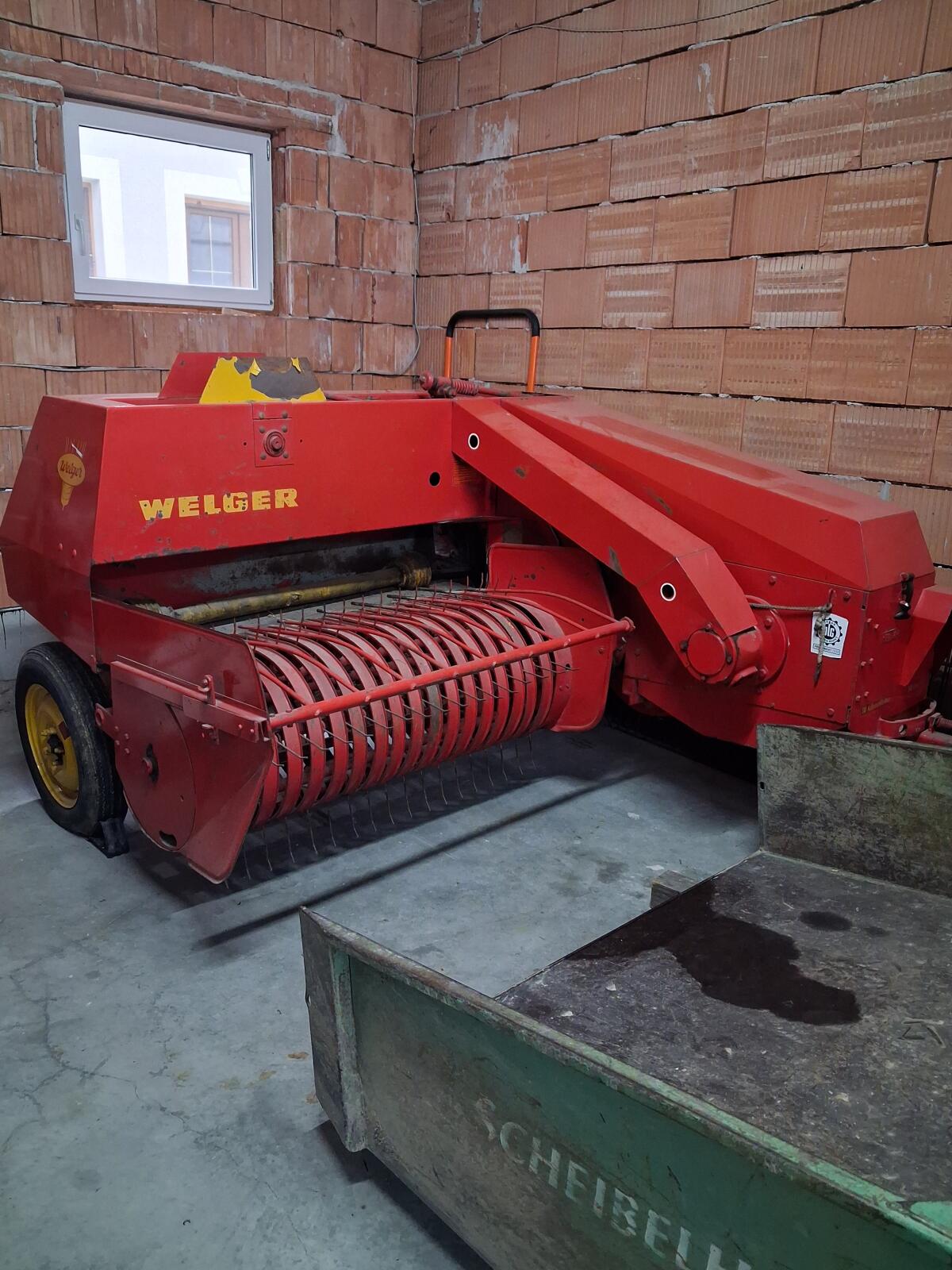 Landwirtschaftspaket inkl. Traktor, Anhänger, Presse, etc. 3