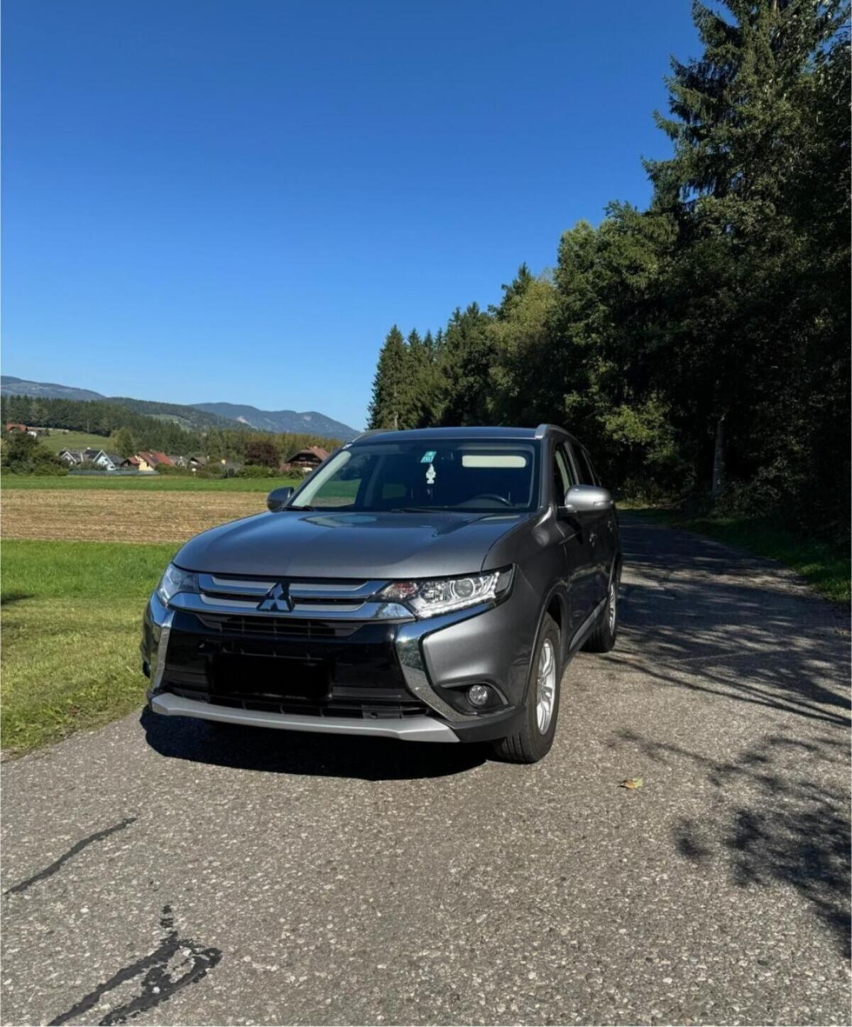 Mitsubishi Outlander 2