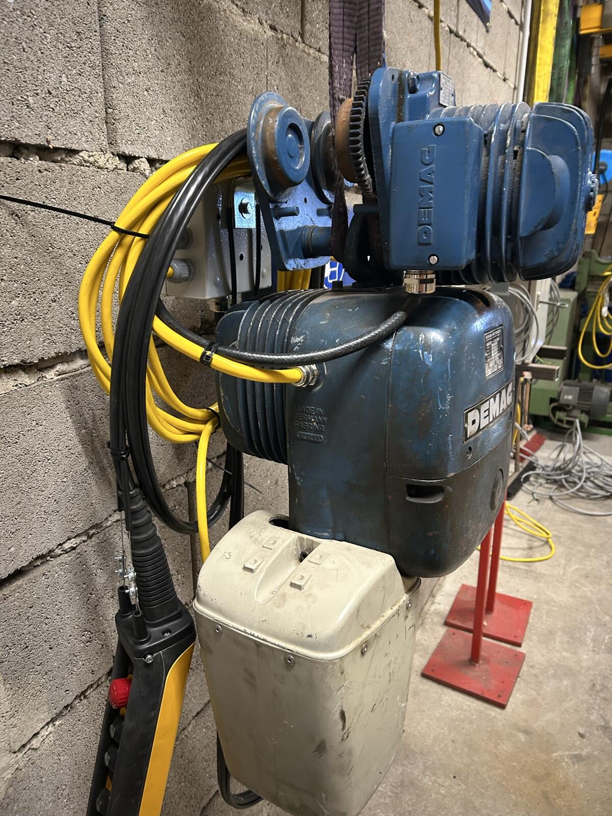 Demag Kettenzug 1.000kg mit el. Laufkatze Werkstattk 2