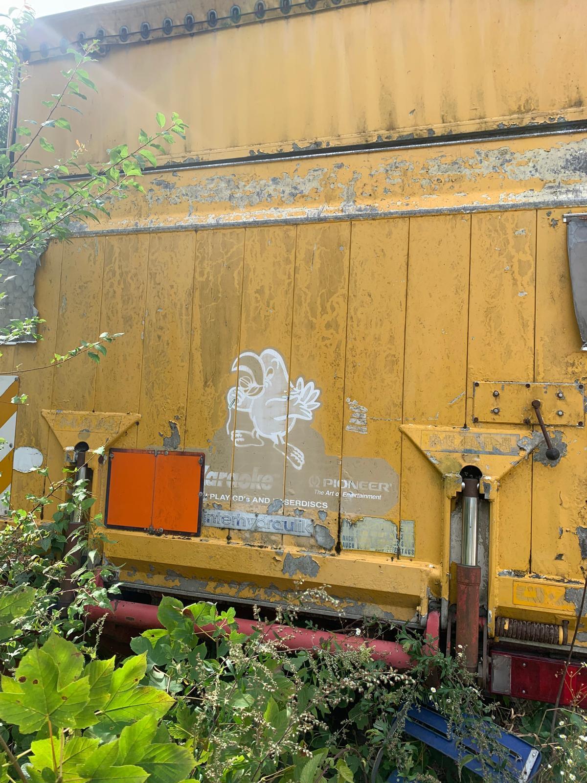 Ladebordwand inkl. Steuerung 3