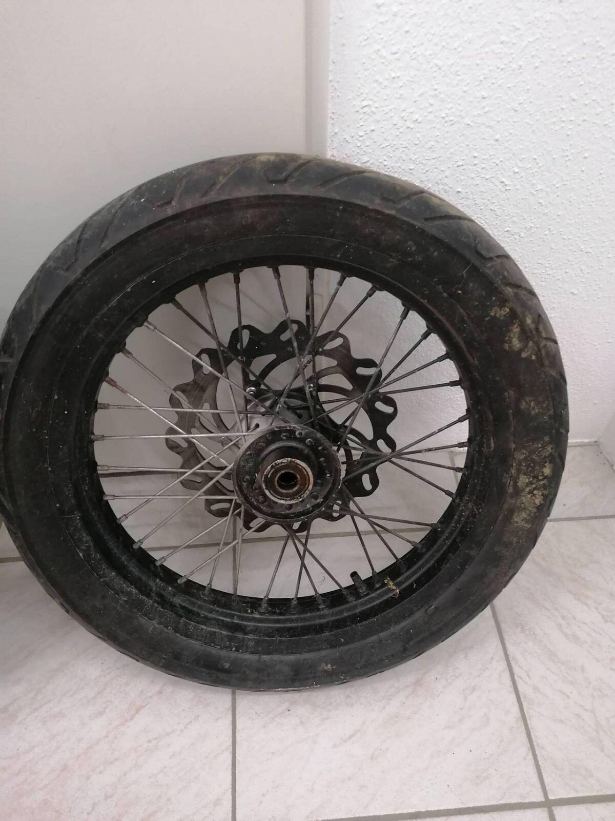 CPI Moped Supermoto Reifen 2