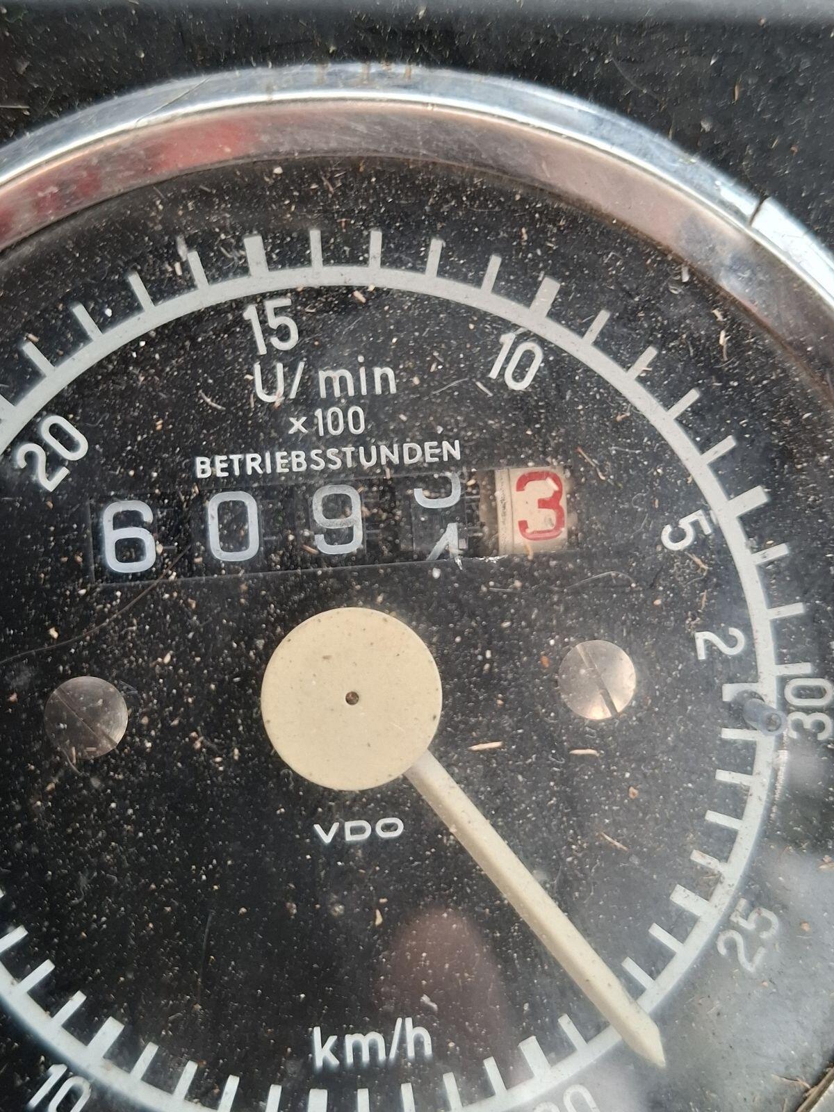 Traktor Lindner 1500 2