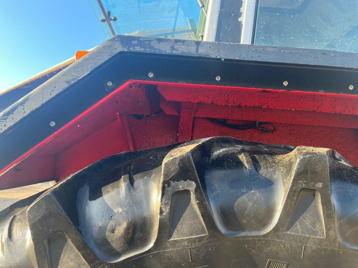 Massey Ferguson 1014 3