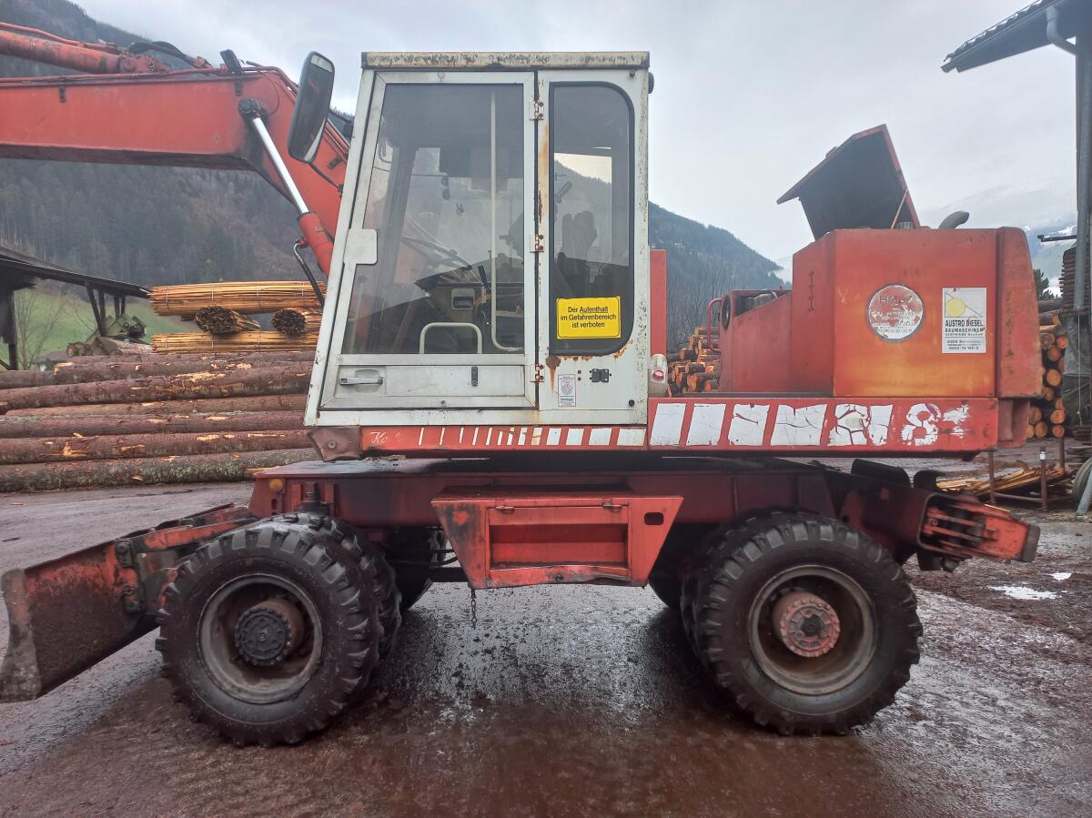 Poclain Mobilbagger Holzbagger 81P 3