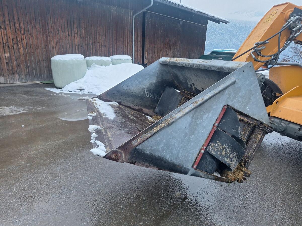 Futterschaufel Fliegl 2