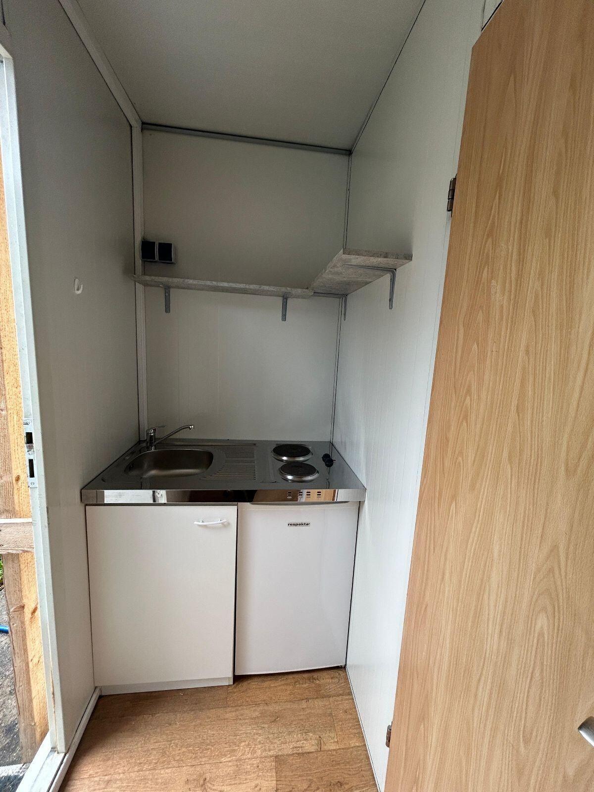 Wohncontainer inkl. Bad und Küche 3