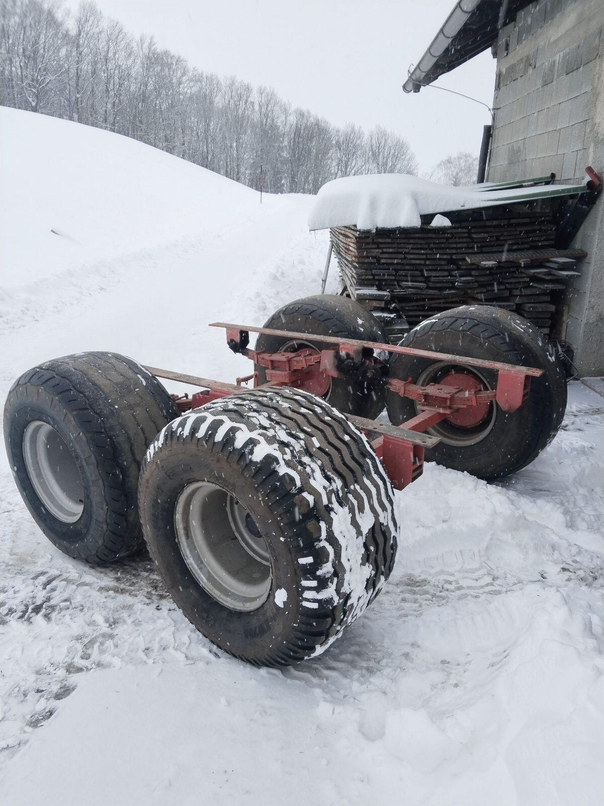 Tandemachse Güllefass 2