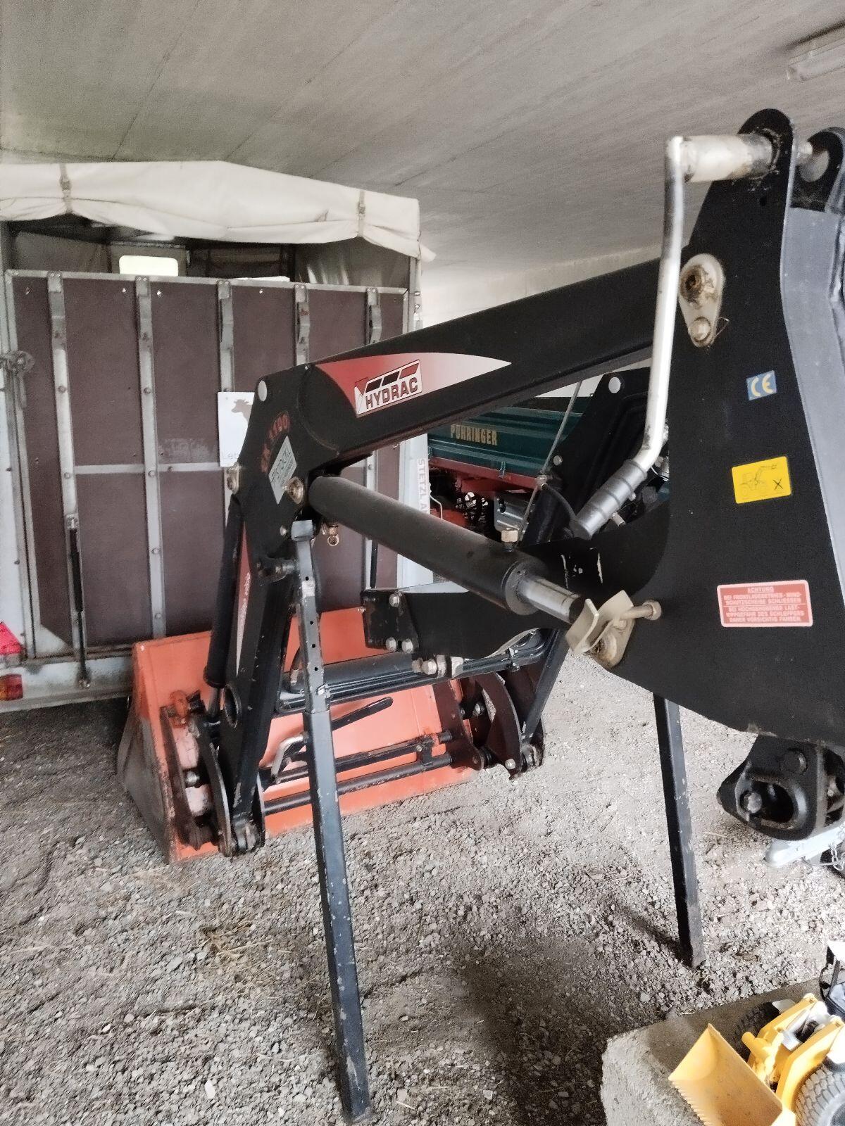 Traktor Ford New Holland 3435 2