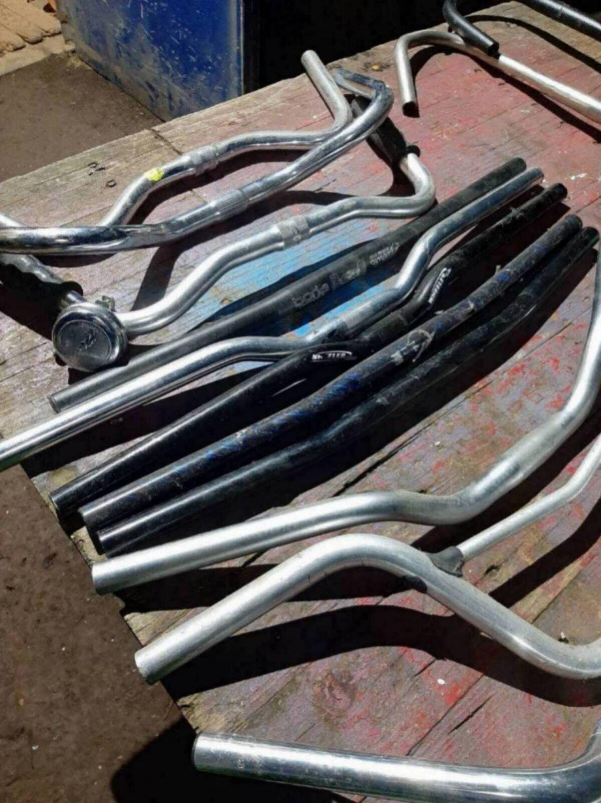 Sammlung verschiedener Fahrradlenker 3