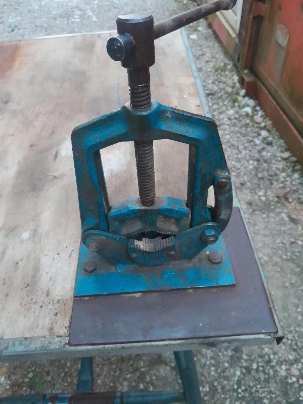 Werkbank Klapptisch Baustelle Garage Keller Gartenhaus 3