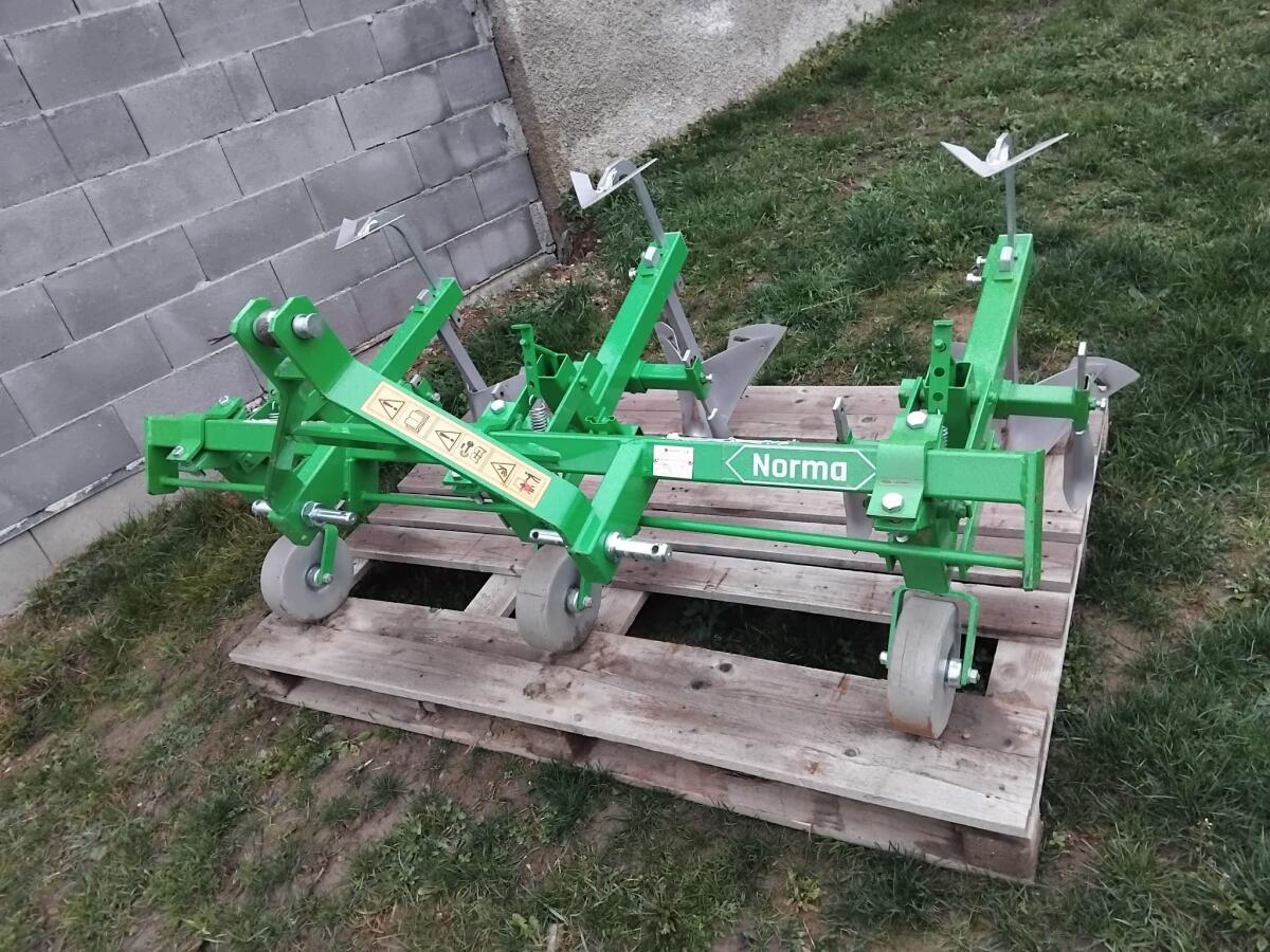 Bomet Kartoffelhäufler Dammhäufler 2