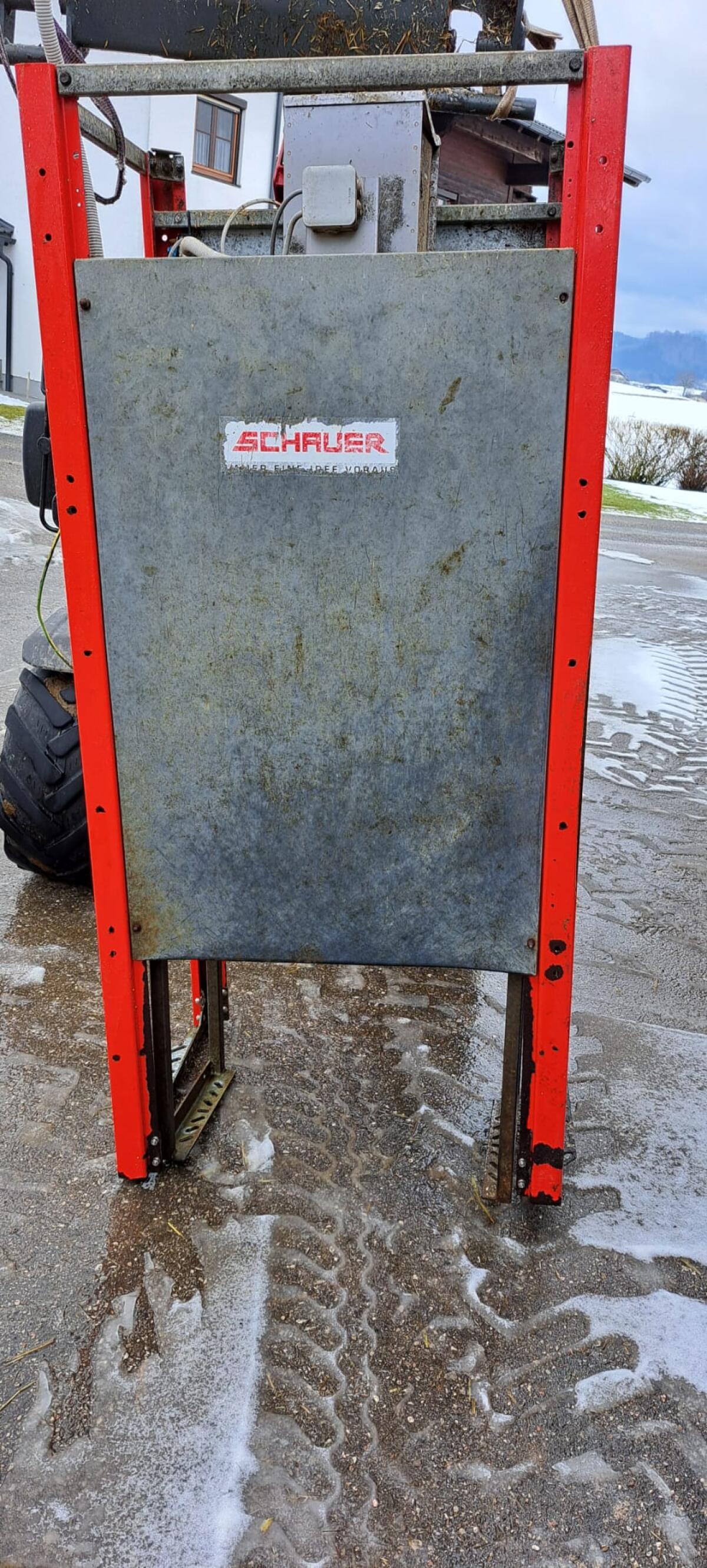 Kraftfutterstation 2