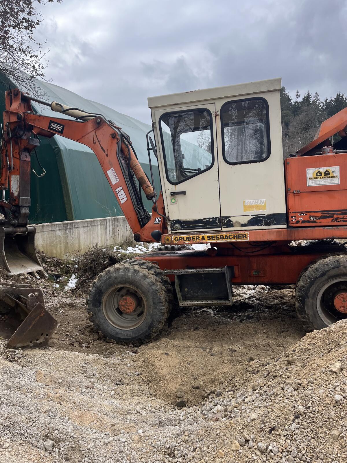 Bagger Schaeff HML 40 3