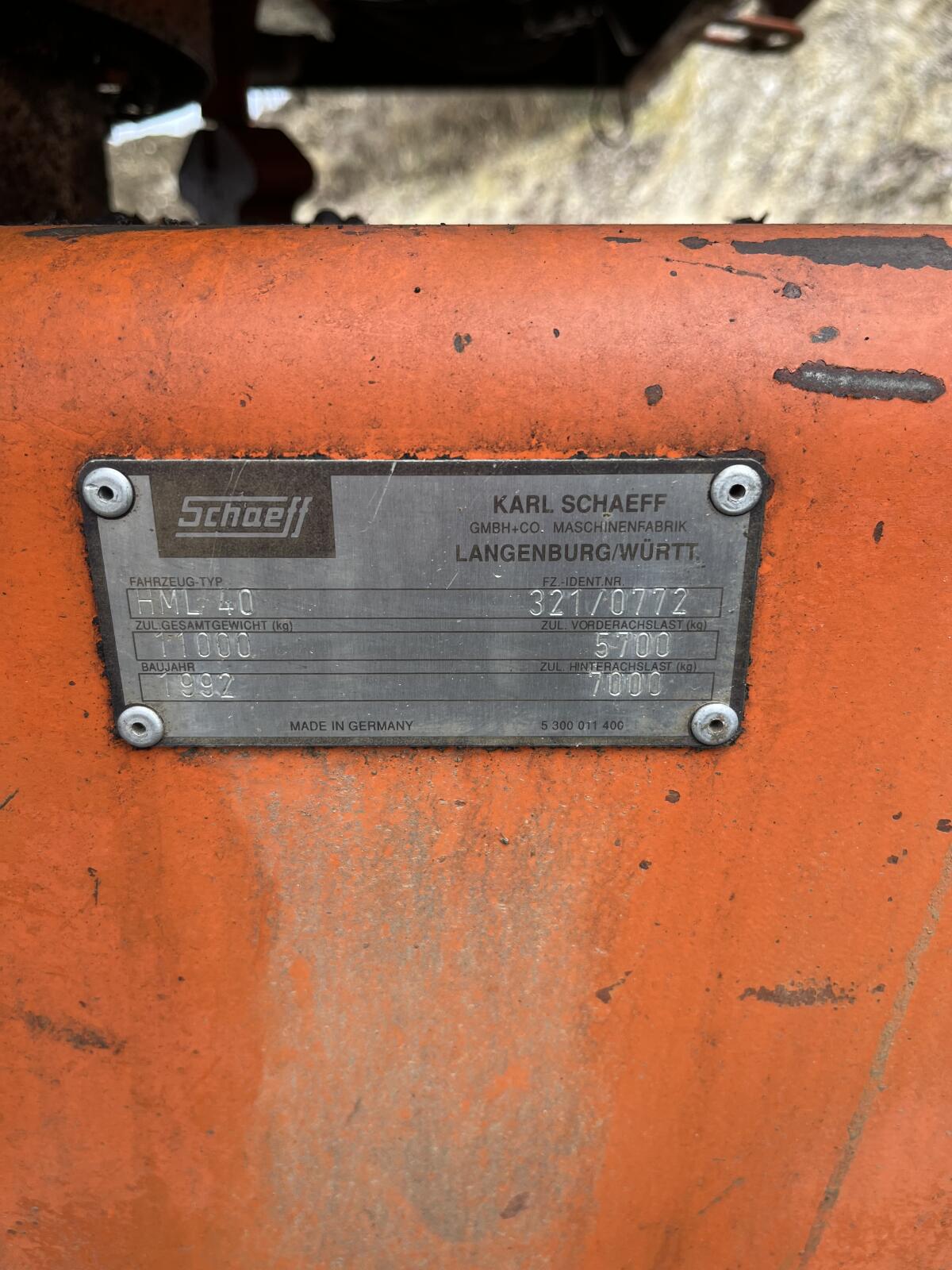 Bagger Schaeff HML 40 2