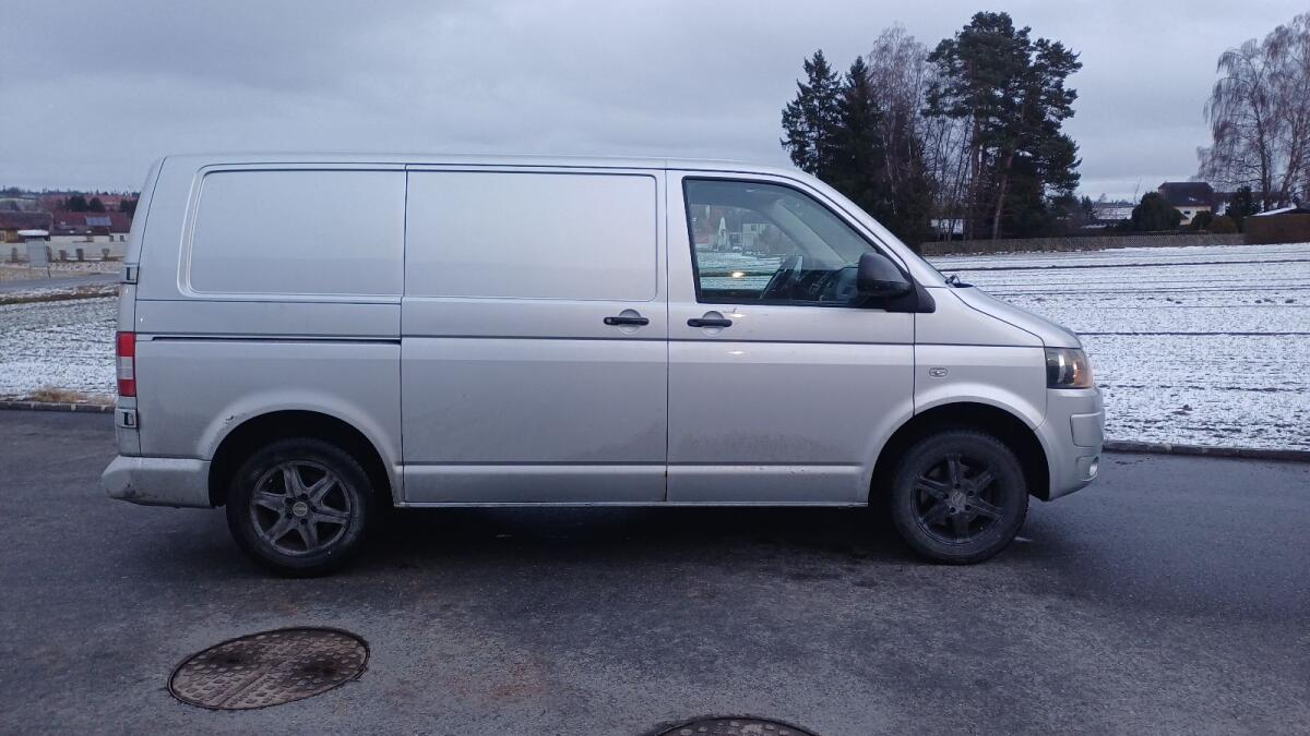 VW Transporter T5 2