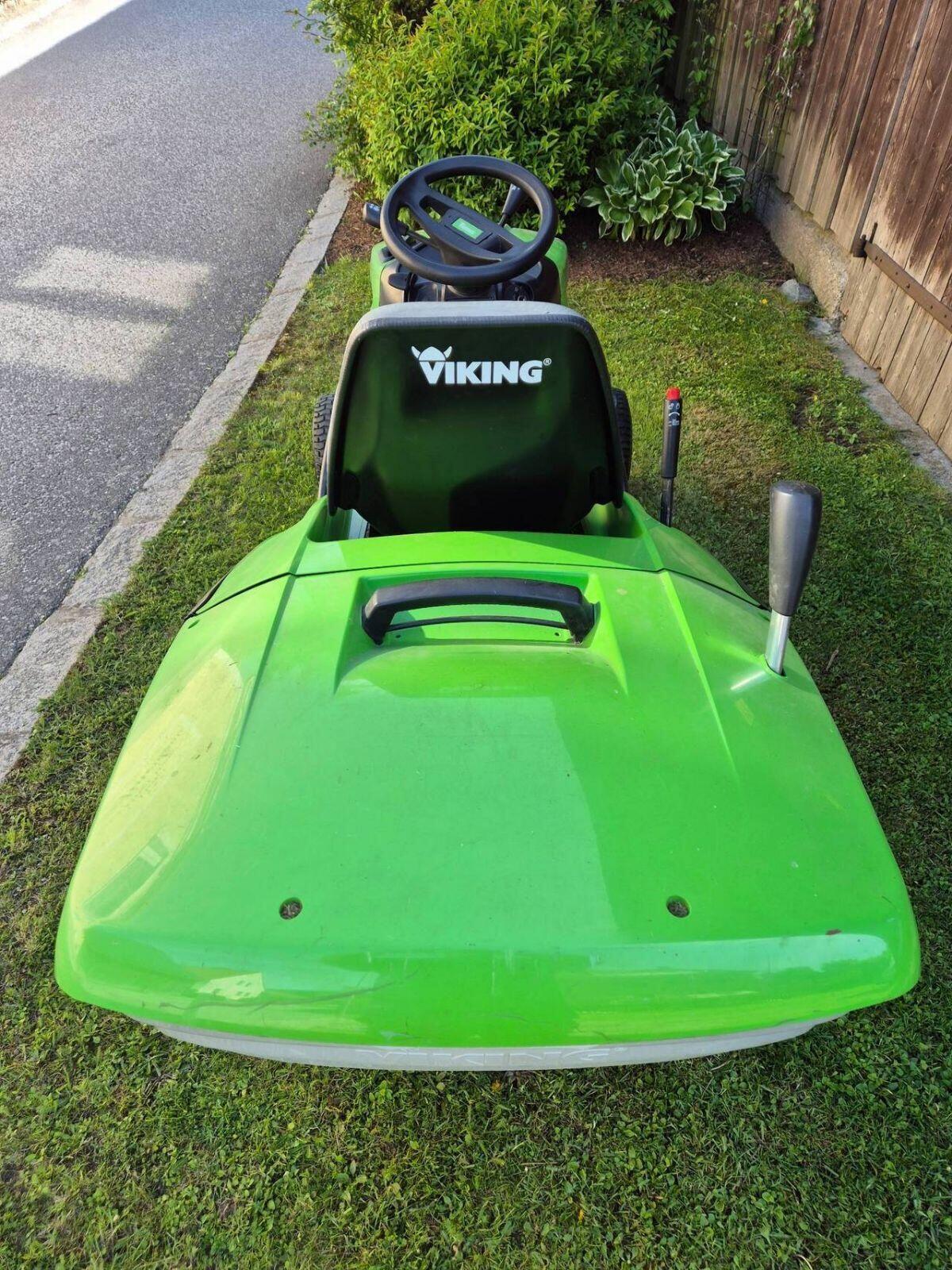 Viking Rasenmähertraktor MT 5097 C Hydrostat 3