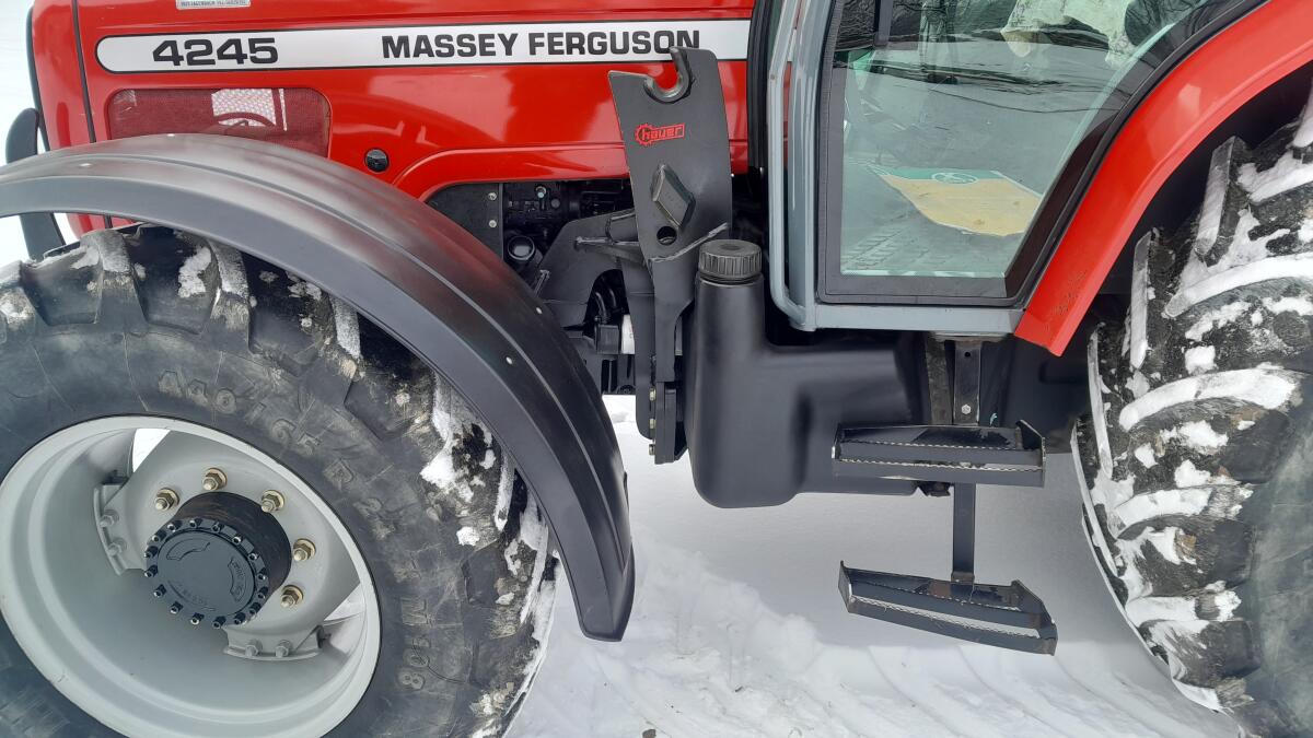 Massey Ferguson 4245 3