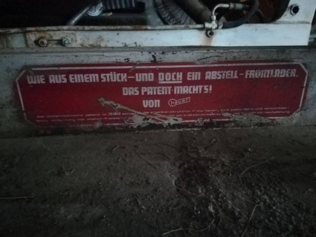 Hauer Frontlader mit Verlängerung 3