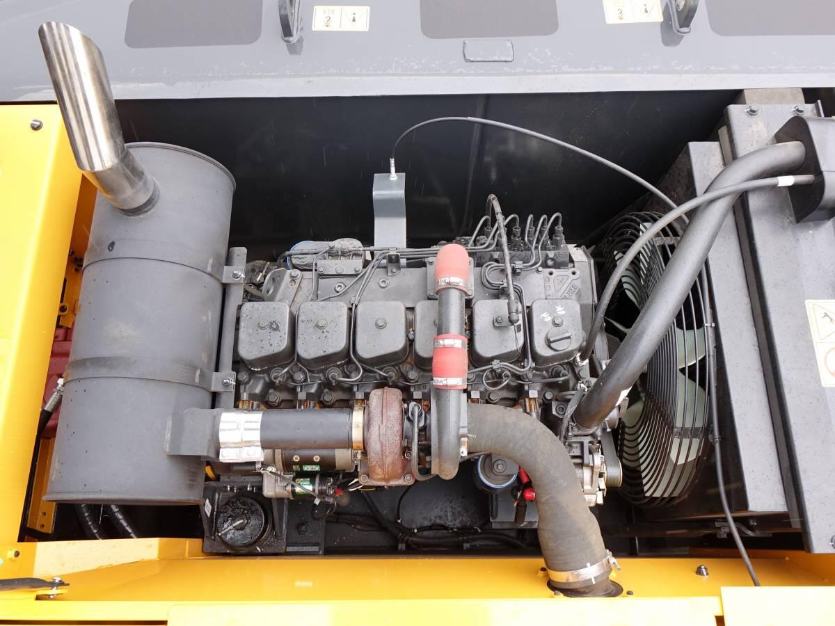 2021 Hyundai R210 Smart 2