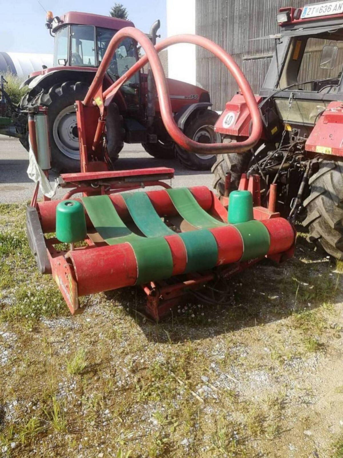 Wickelmaschine, Rundballenwickler Kverneland UN 7581 2
